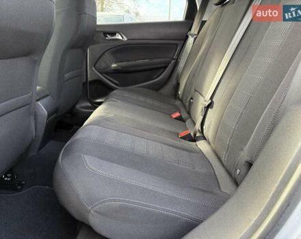 Серый Пежо 308, объемом двигателя 2 л и пробегом 182 тыс. км за 12999 $, фото 22 на Automoto.ua