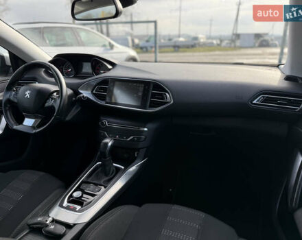 Серый Пежо 308, объемом двигателя 2 л и пробегом 182 тыс. км за 12999 $, фото 30 на Automoto.ua