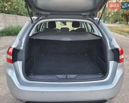 Серый Пежо 308, объемом двигателя 2 л и пробегом 141 тыс. км за 11200 $, фото 12 на Automoto.ua