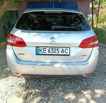 Сірий Пежо 308, об'ємом двигуна 2 л та пробігом 255 тис. км за 12000 $, фото 11 на Automoto.ua