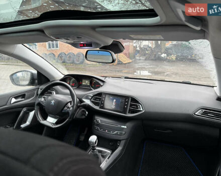 Сірий Пежо 308, об'ємом двигуна 1.56 л та пробігом 200 тис. км за 8700 $, фото 18 на Automoto.ua
