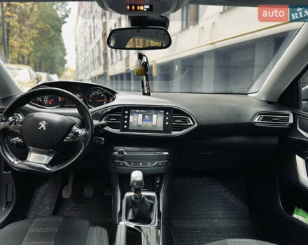 Пежо 308 2015 в Виннице на Automoto.ua Серый Пежо 308, объемом двигателя 1.56 л и пробегом 176 тыс. км за 8700 $, фото 48 на Automoto.ua