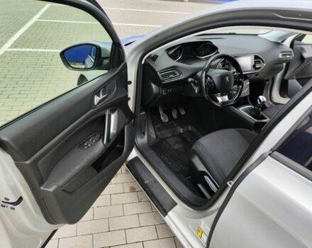 Серый Пежо 308, объемом двигателя 1.6 л и пробегом 272 тыс. км за 7300 $, фото 4 на Automoto.ua