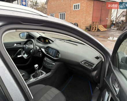 Сірий Пежо 308, об'ємом двигуна 1.56 л та пробігом 200 тис. км за 8700 $, фото 15 на Automoto.ua