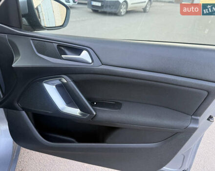 Сірий Пежо 308, об'ємом двигуна 1.6 л та пробігом 225 тис. км за 7499 $, фото 25 на Automoto.ua