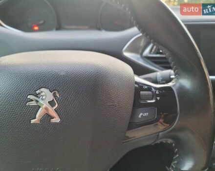 Серый Пежо 308, объемом двигателя 2 л и пробегом 141 тыс. км за 11200 $, фото 22 на Automoto.ua