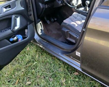 Пежо 308 2016 в Тернополе на Automoto.ua Серый Пежо 308, объемом двигателя 1.6 л и пробегом 290 тыс. км за 9200 $, фото 6 на Automoto.ua