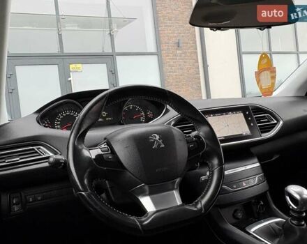 Серый Пежо 308, объемом двигателя 1.6 л и пробегом 290 тыс. км за 9200 $, фото 3 на Automoto.ua