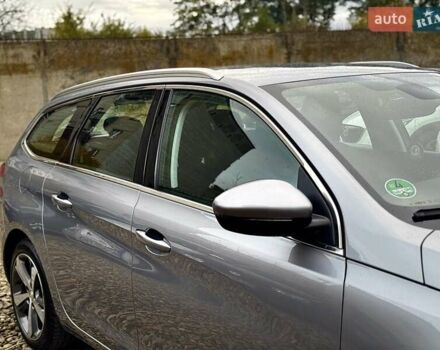Пежо 308 2016 в Стрые на Automoto.ua Серый Пежо 308, объемом двигателя 2 л и пробегом 104 тыс. км за 12999 $, фото 11 на Automoto.ua