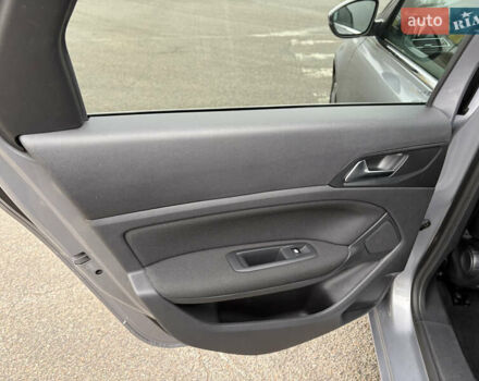 Серый Пежо 308, объемом двигателя 1.56 л и пробегом 295 тыс. км за 8799 $, фото 15 на Automoto.ua