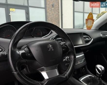 Сірий Пежо 308, об'ємом двигуна 1.6 л та пробігом 290 тис. км за 9000 $, фото 15 на Automoto.ua
