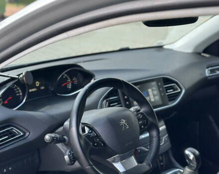 Сірий Пежо 308, об'ємом двигуна 1.6 л та пробігом 265 тис. км за 8300 $, фото 6 на Automoto.ua