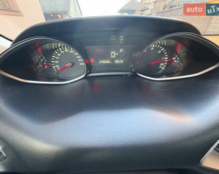 Серый Пежо 308, объемом двигателя 1.6 л и пробегом 240 тыс. км за 12500 $, фото 8 на Automoto.ua