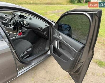 Серый Пежо 308, объемом двигателя 1.6 л и пробегом 225 тыс. км за 10300 $, фото 21 на Automoto.ua