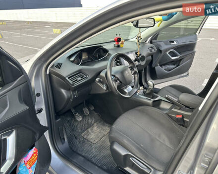 Серый Пежо 308, объемом двигателя 1.56 л и пробегом 228 тыс. км за 9200 $, фото 17 на Automoto.ua