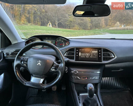 Пежо 308 2016 в Ивано-Франковске на Automoto.ua Серый Пежо 308, объемом двигателя 1.56 л и пробегом 253 тыс. км за 7500 $, фото 7 на Automoto.ua