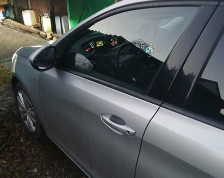 Серый Пежо 308, объемом двигателя 1.56 л и пробегом 233 тыс. км за 9200 $, фото 7 на Automoto.ua