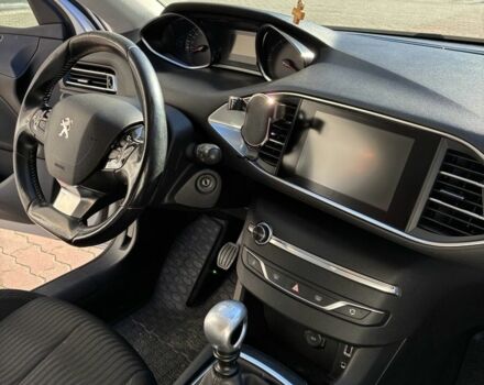 Сірий Пежо 308, об'ємом двигуна 1.6 л та пробігом 242 тис. км за 8500 $, фото 17 на Automoto.ua