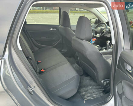 Серый Пежо 308, объемом двигателя 1.56 л и пробегом 228 тыс. км за 9200 $, фото 12 на Automoto.ua