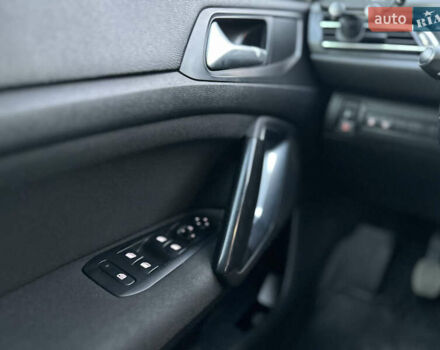 Пежо 308 2016 в Ивано-Франковске на Automoto.ua Серый Пежо 308, объемом двигателя 1.56 л и пробегом 253 тыс. км за 7500 $, фото 9 на Automoto.ua