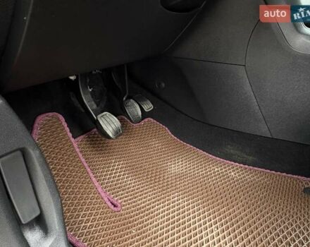 Сірий Пежо 308, об'ємом двигуна 1.6 л та пробігом 290 тис. км за 9000 $, фото 13 на Automoto.ua