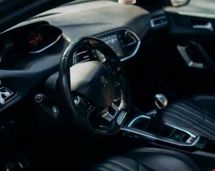 Серый Пежо 308, объемом двигателя 2 л и пробегом 198 тыс. км за 11500 $, фото 15 на Automoto.ua