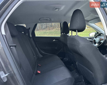 Пежо 308 2016 в Ивано-Франковске на Automoto.ua Серый Пежо 308, объемом двигателя 1.56 л и пробегом 253 тыс. км за 7500 $, фото 11 на Automoto.ua