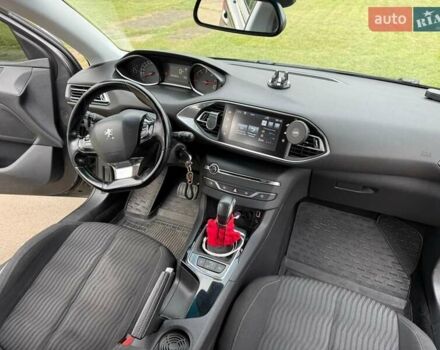 Серый Пежо 308, объемом двигателя 1.6 л и пробегом 225 тыс. км за 10300 $, фото 58 на Automoto.ua