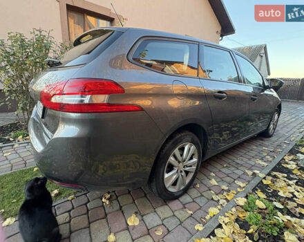 Серый Пежо 308, объемом двигателя 1.6 л и пробегом 240 тыс. км за 12500 $, фото 3 на Automoto.ua