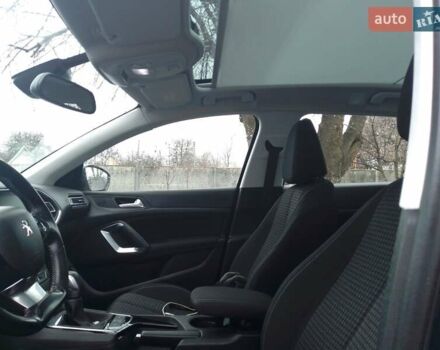 Сірий Пежо 308, об'ємом двигуна 1.6 л та пробігом 180 тис. км за 12500 $, фото 7 на Automoto.ua