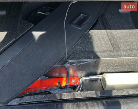 Сірий Пежо 308, об'ємом двигуна 1.56 л та пробігом 195 тис. км за 10700 $, фото 9 на Automoto.ua