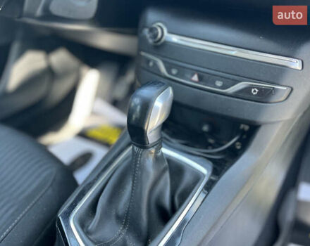 Сірий Пежо 308, об'ємом двигуна 1.56 л та пробігом 195 тис. км за 10700 $, фото 26 на Automoto.ua