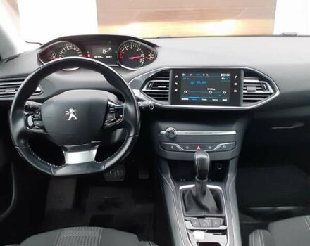 Сірий Пежо 308, об'ємом двигуна 1.6 л та пробігом 81 тис. км за 17800 $, фото 4 на Automoto.ua