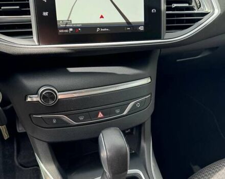 Сірий Пежо 308, об'ємом двигуна 1.5 л та пробігом 133 тис. км за 13399 $, фото 31 на Automoto.ua