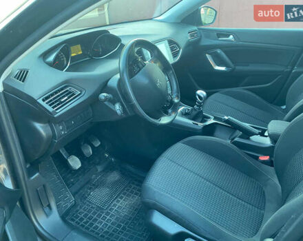 Сірий Пежо 308, об'ємом двигуна 1.5 л та пробігом 239 тис. км за 12500 $, фото 8 на Automoto.ua