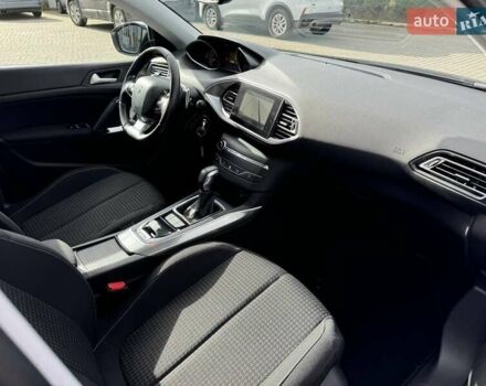 Сірий Пежо 308, об'ємом двигуна 1.5 л та пробігом 133 тис. км за 13399 $, фото 19 на Automoto.ua