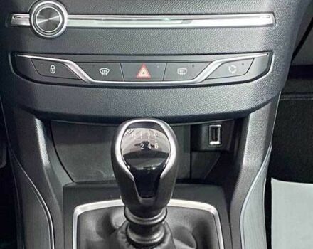 Сірий Пежо 308, об'ємом двигуна 1.5 л та пробігом 175 тис. км за 13150 $, фото 21 на Automoto.ua