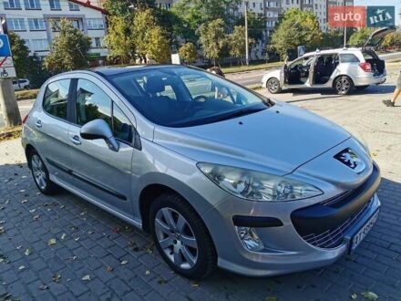 Серый Пежо 308, объемом двигателя 1.6 л и пробегом 195 тыс. км за 4800 $, фото 1 на Automoto.ua