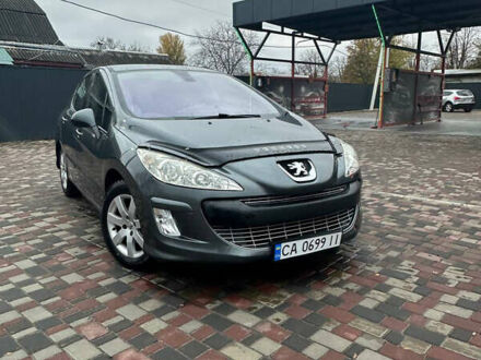Пежо 308 2009 в Смеле на Automoto.ua Серый Пежо 308, объемом двигателя 1.6 л и пробегом 265 тыс. км за 5750 $, фото 1 на Automoto.ua