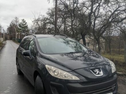 Серый Пежо 308, объемом двигателя 1 л и пробегом 138 тыс. км за 6200 $, фото 1 на Automoto.ua
