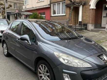 Пежо 308 2011 у Обухове на Automoto.ua Сірий Пежо 308, об'ємом двигуна 1.6 л та пробігом 221 тис. км за 5300 $, фото 1 на Automoto.ua