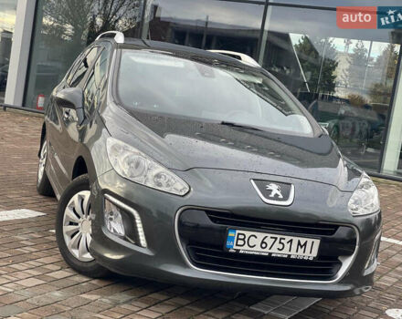 Пежо 308 2011 в Львове на Automoto.ua Серый Пежо 308, объемом двигателя 1.56 л и пробегом 278 тыс. км за 5490 $, фото 1 на Automoto.ua