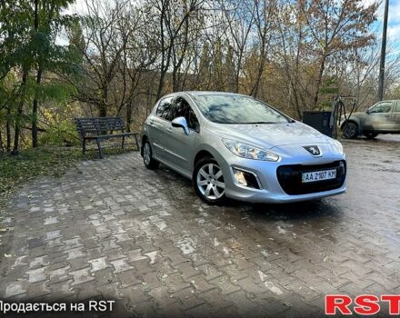Пежо 308 2011 в Сумах на Automoto.ua Серый Пежо 308, объемом двигателя 1.6 л и пробегом 219 тыс. км за 4750 $, фото 1 на Automoto.ua