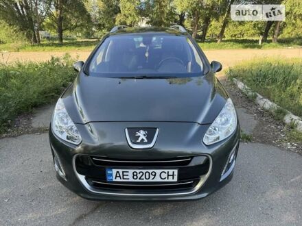 Серый Пежо 308, объемом двигателя 0 л и пробегом 177 тыс. км за 8500 $, фото 1 на Automoto.ua