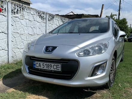 Серый Пежо 308, объемом двигателя 1.6 л и пробегом 254 тыс. км за 6500 $, фото 1 на Automoto.ua