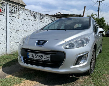 Сірий Пежо 308, об'ємом двигуна 1.6 л та пробігом 254 тис. км за 6500 $, фото 1 на Automoto.ua