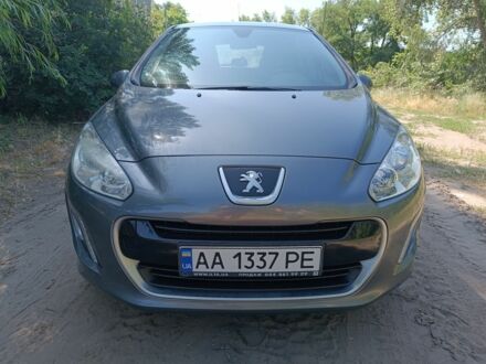 Пежо 308 2011 у Кам'янське (Дніпродзержинськ) на Automoto.ua Сірий Пежо 308, об'ємом двигуна 1.6 л та пробігом 156 тис. км за 6250 $, фото 1 на Automoto.ua