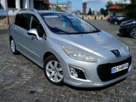 Пежо 308 2011 у Золочів на Automoto.ua Сірий Пежо 308, об'ємом двигуна 1.6 л та пробігом 258 тис. км за 6600 $, фото 1 на Automoto.ua