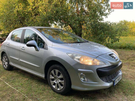 Пежо 308 2011 у Дубно на Automoto.ua Сірий Пежо 308, об'ємом двигуна 1.6 л та пробігом 187 тис. км за 6950 $, фото 1 на Automoto.ua