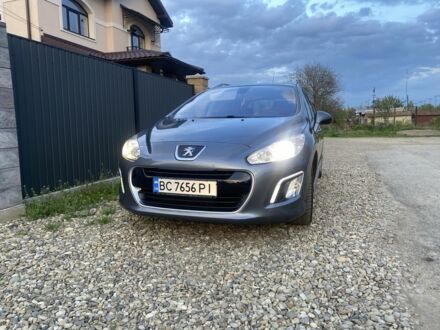 Сірий Пежо 308, об'ємом двигуна 1.6 л та пробігом 227 тис. км за 5999 $, фото 1 на Automoto.ua
